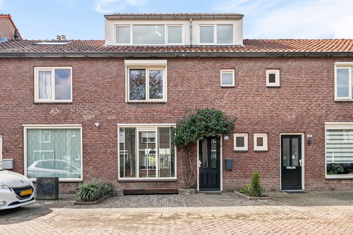 Wolfakkerstraat 13 in Veldhoven foto