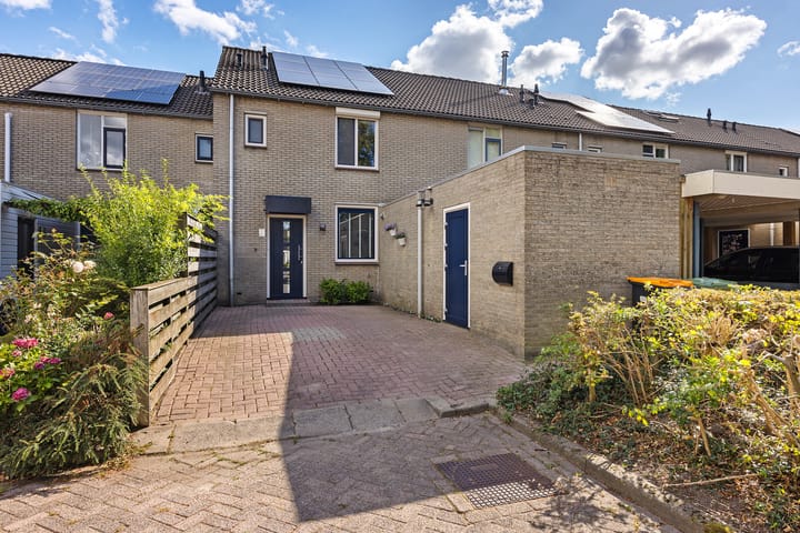 Wolvenveen 53 in Assen foto