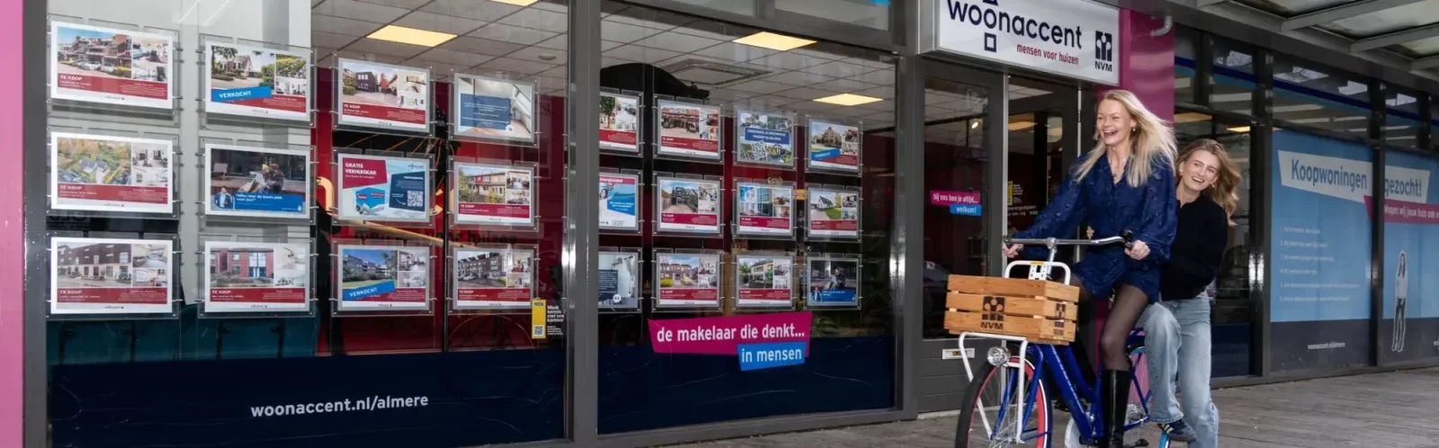 Team foto van Woonaccent Makelaars Almere NVM