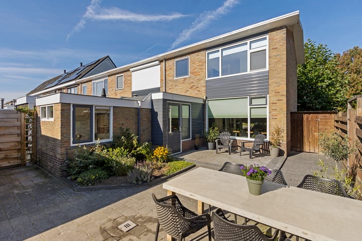 Worp Tjaardastraat 77 in Sneek foto