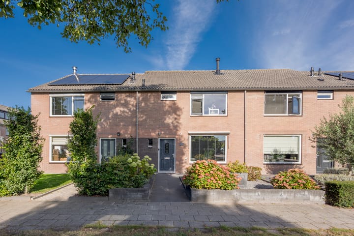 Wouter Blomstraat 44 in Nijkerkerveen foto