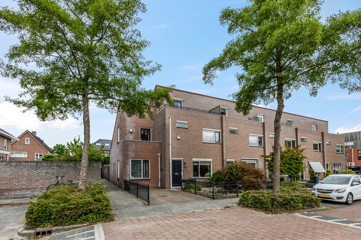 Wouter van de Kampstraat 15 in Nijkerkerveen foto