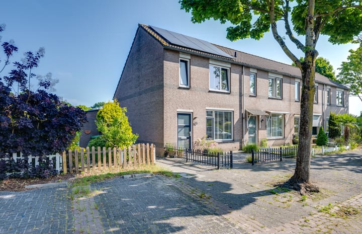 Wouwerbroek 76 in Rijen foto