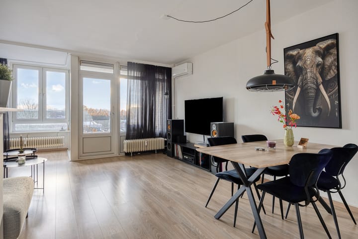 Online Woningbrochure voor www.rietzangerstraat83.nl