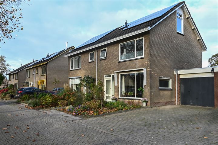 Wythústerwei 79 in Stiens foto