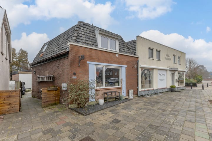 Zandweg 150 in Wormer