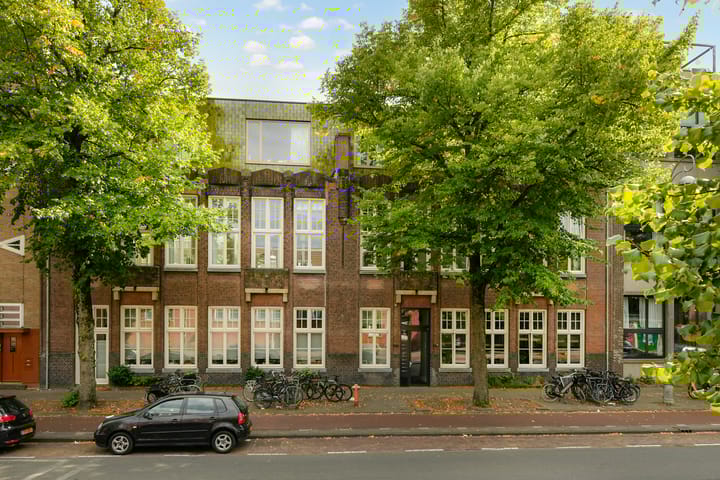 Zeeburgerdijk 114G in Amsterdam foto