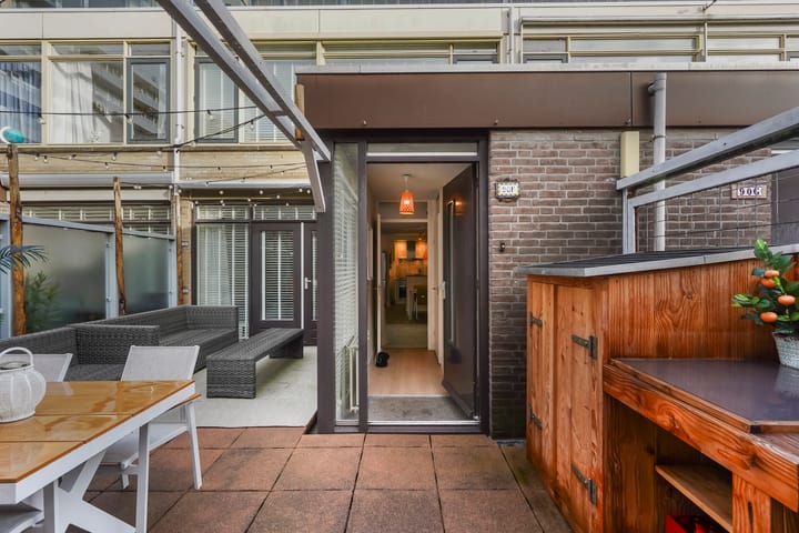 Zeesluisweg 90F in 's-Gravenhage