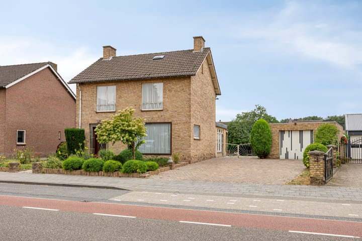 Zeilbergsestraat 71a in Deurne