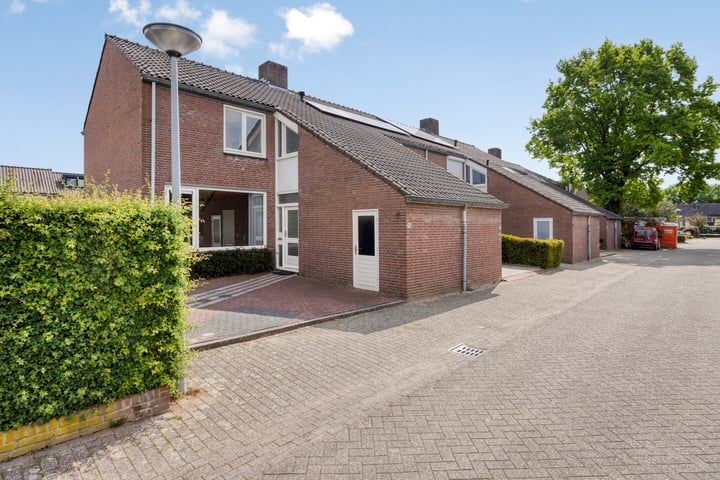 Zepperenbank 15 in Maastricht foto