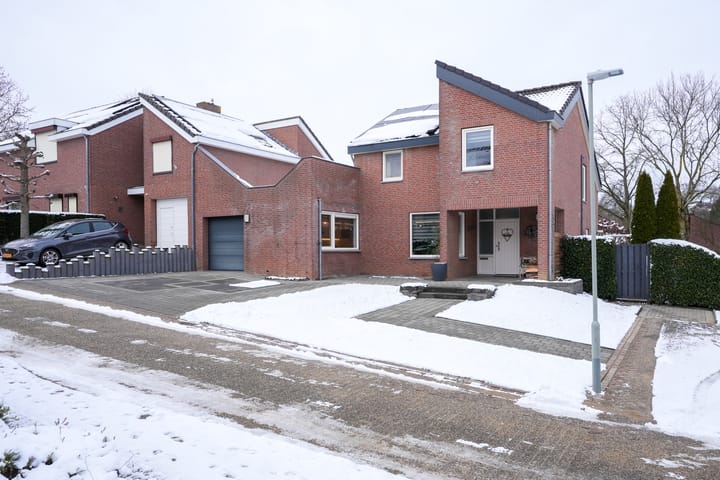 Zes Bundersveld 8 in Gulpen