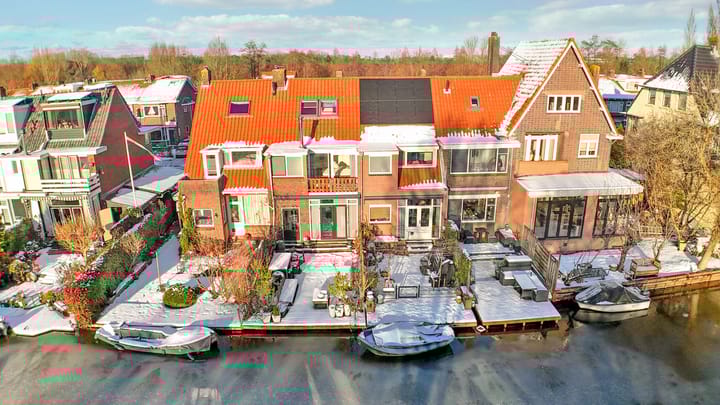 Zestienhovensekade 322 in Rotterdam