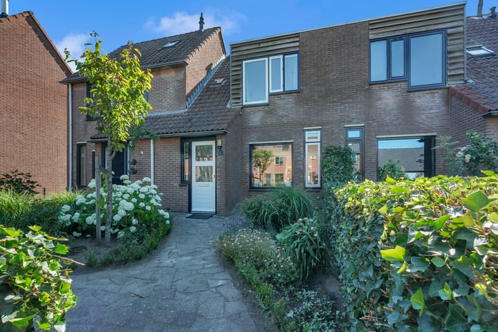 Zeven Bosjes 20 in Almelo foto