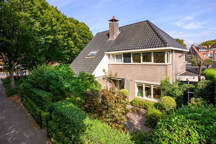 Zevenend 87 in Laren foto