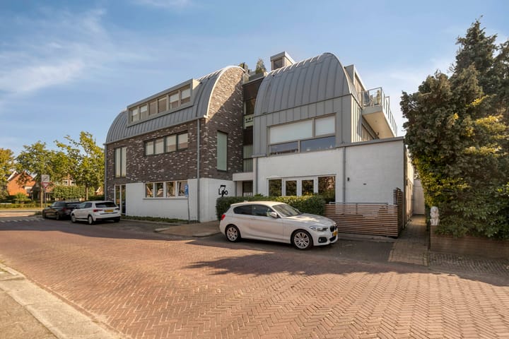 Zevenhuizerlaan 2c in Heiloo foto