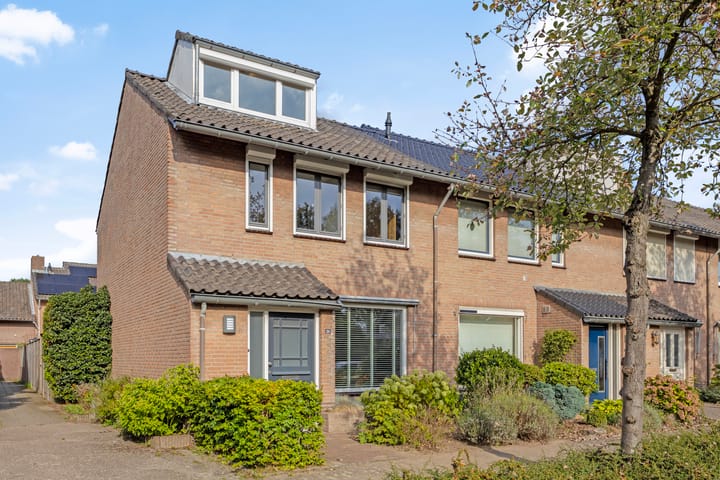 Zevensprong 26 in Best foto