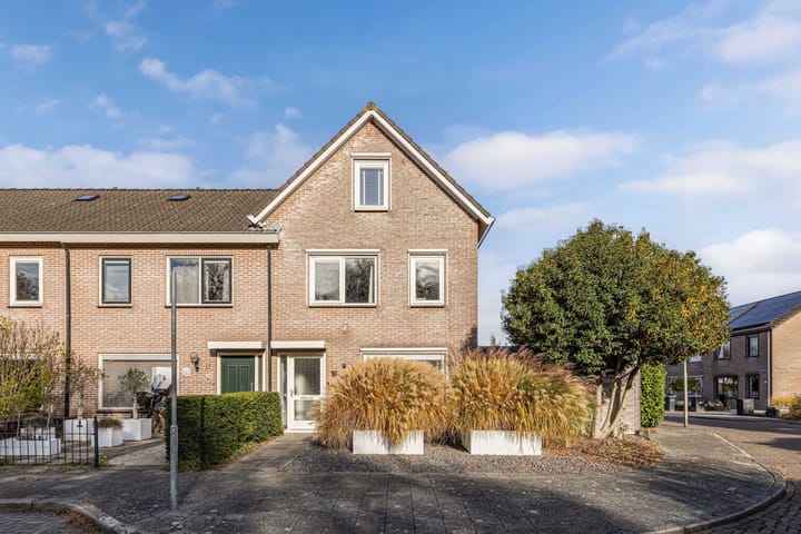 Zevenwouden 19 in Emmeloord foto