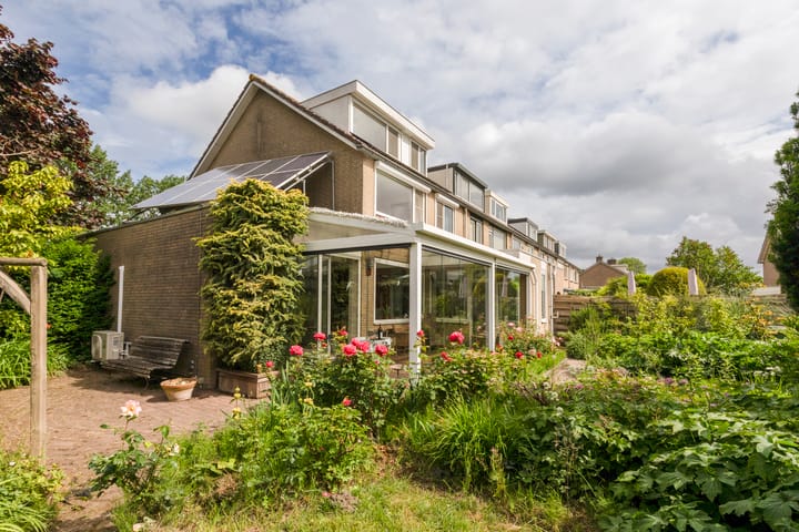 Zichtweg 52 in Nieuw-Vennep foto