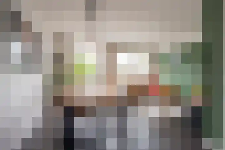 Zijdevlinder 94 Nijkerk thumbnail 4