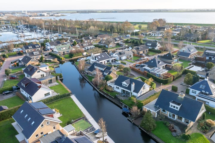 Zijlroede 36 in Lemmer foto
