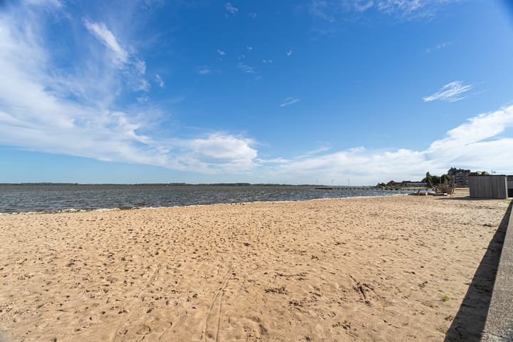 Zomerkade 96 in Huizen foto
