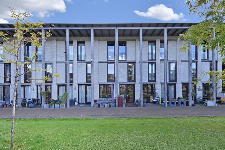 Zonnehof 102 in Nootdorp foto