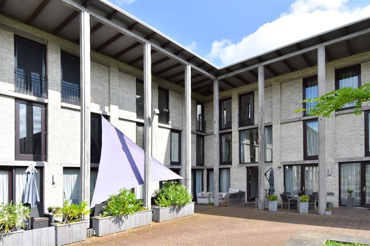 Zonnehof 84 in Nootdorp foto