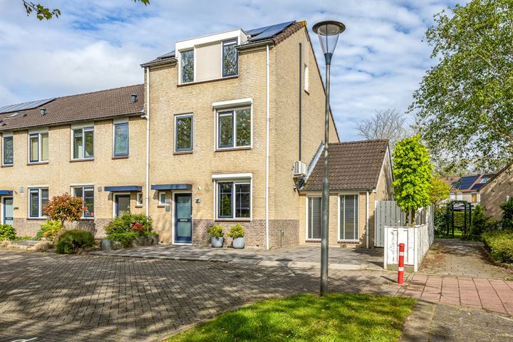 Zoomwijcklaan 168 in Oud-Beijerland foto