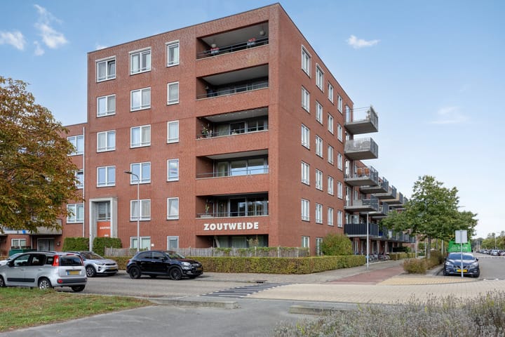 Zoutweide 316 in Hellevoetsluis foto