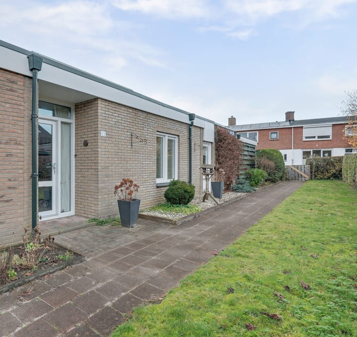 Zuid Esmarkerrondweg 32 in Enschede foto