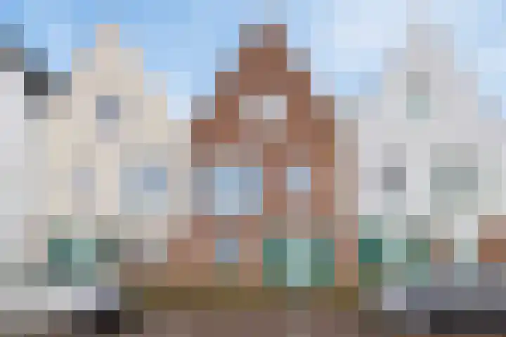 Zuideinde 111 in Westzaan
