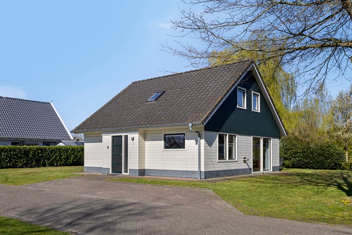 Zuiderdwarsdijk 68 in Gasselternijveen foto