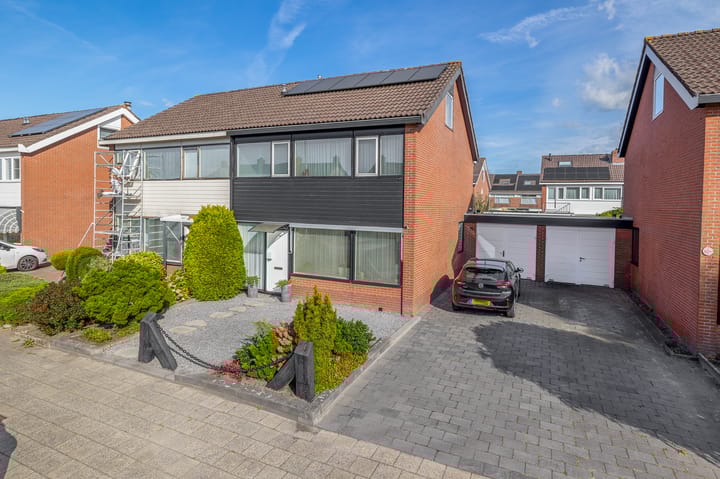 Zuiderdwarsvaart 39 in Drachten foto