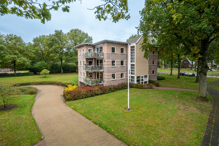 Zuides 8 in Rolde foto