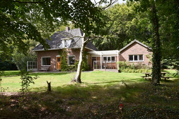 Zuidveldigerweg 4 in Peest