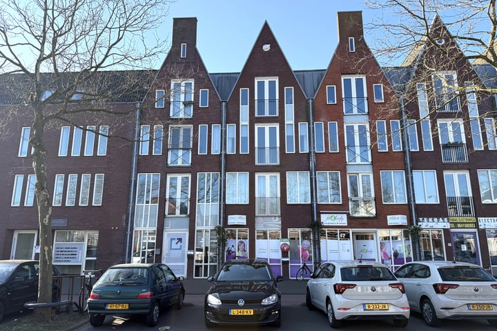 Zuidvliet 294g in Leeuwarden foto