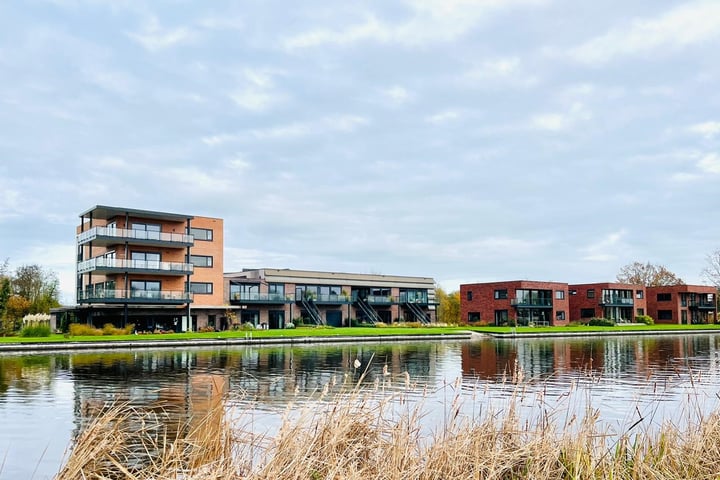 Zuidwesthoekweg 13 in Sneek foto