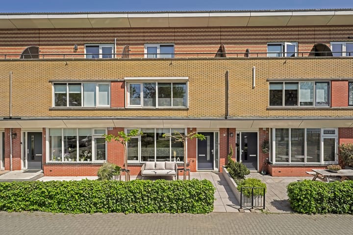 Zuilensteinsingel 116 in Nieuw-Vennep foto