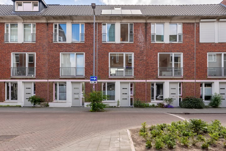 Zwaanshals 222 in Rotterdam foto