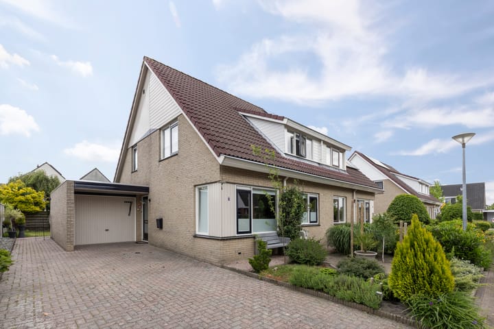 Zwaluw 7 in Bedum foto