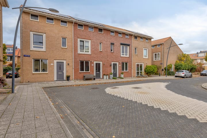 Zwarte Ring 109 in Assendelft foto