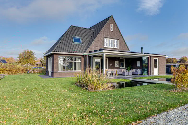 Zwartebessenstraat 16 in Lewedorp