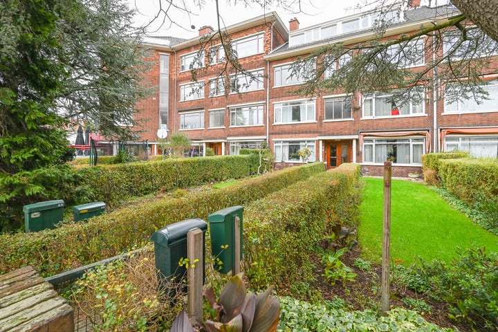 Zwartelaan 45 in Voorburg foto