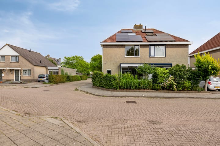 Zwingelstraat 31 in Dinteloord foto