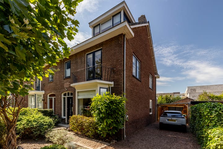 1e Barendrechtseweg 136 in Barendrecht