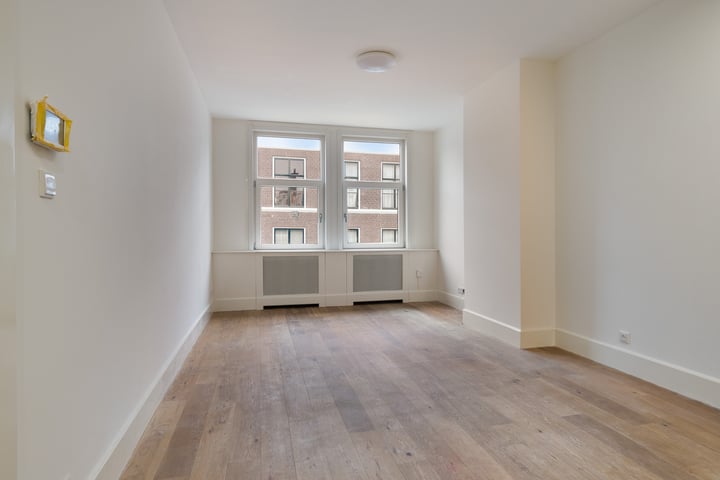 1e De Riemerstraat 17 in 's-Gravenhage foto