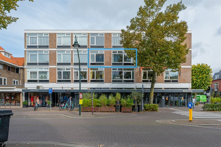 1e Hogeweg 77A-2 in Zeist foto
