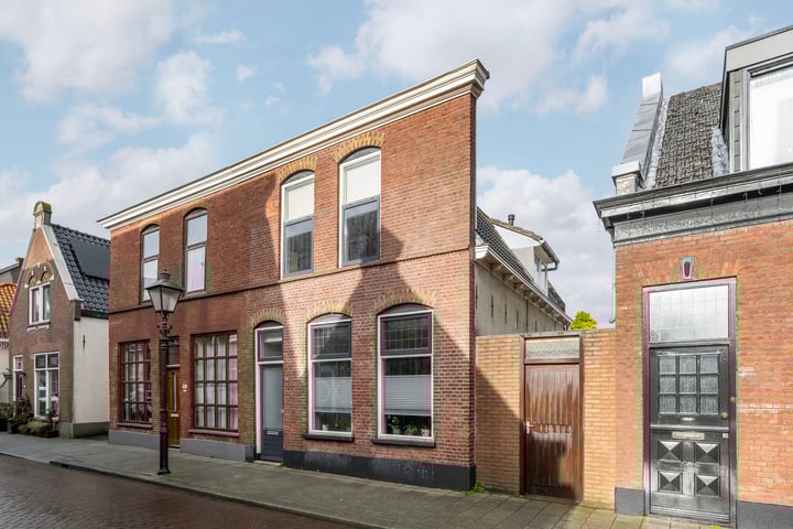 1e Scheepvaartstraat 67B in Hoek van Holland foto