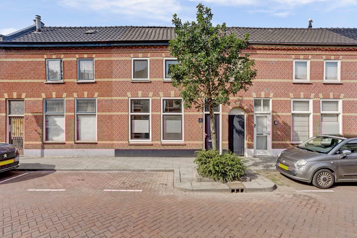 1e Scheepvaartstraat 8 in Hoek van Holland foto