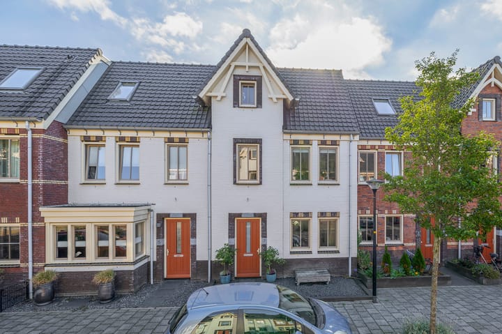 2e Havendwarsstraat 7 in Lisse